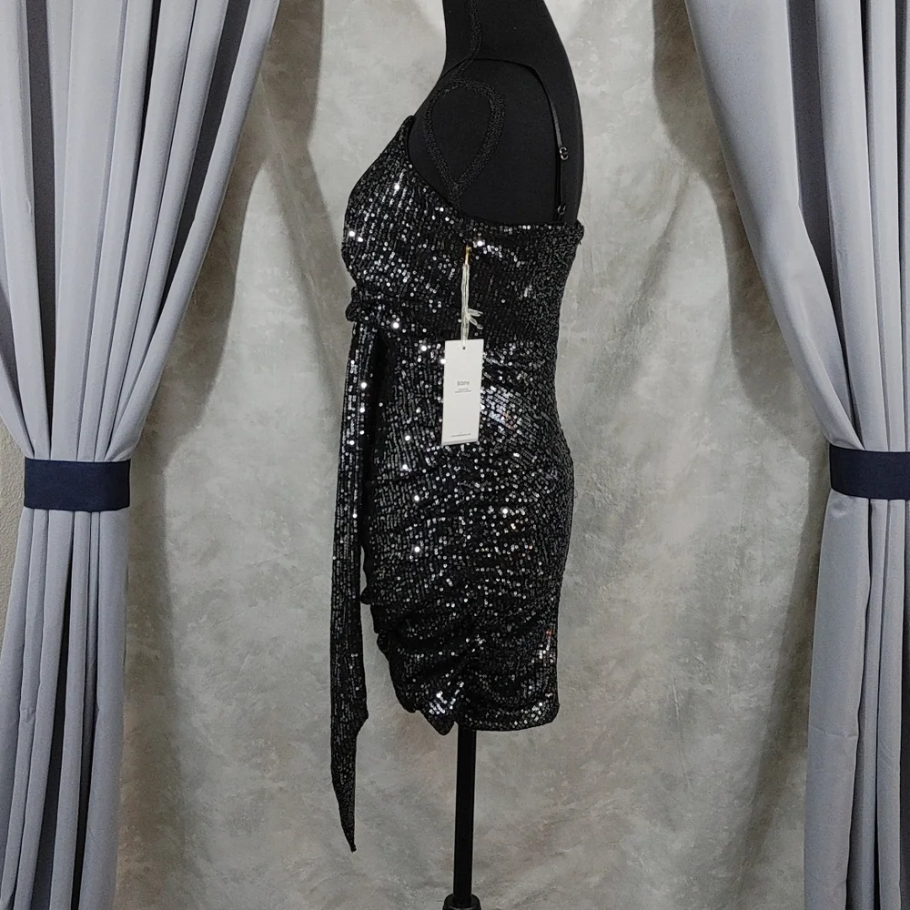 🆕NWT Ruched Sequin Bodycon Mini Dress - Picture 5 of 13